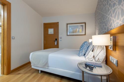 Habitación Confort Individual del hotel Hesperia Córdoba. Foto 1