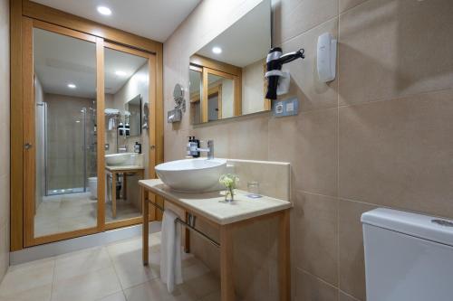 Habitación Confort Individual del hotel Hesperia Córdoba. Foto 3