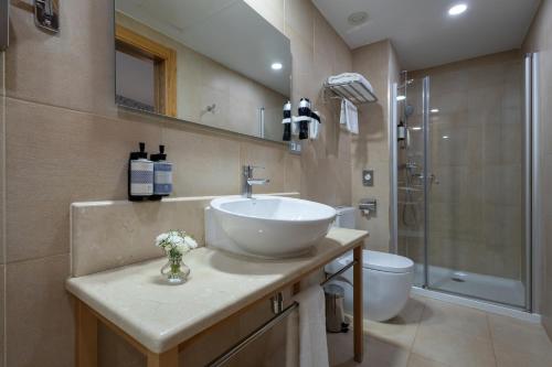 Habitación Confort Individual del hotel Hesperia Córdoba. Foto 4