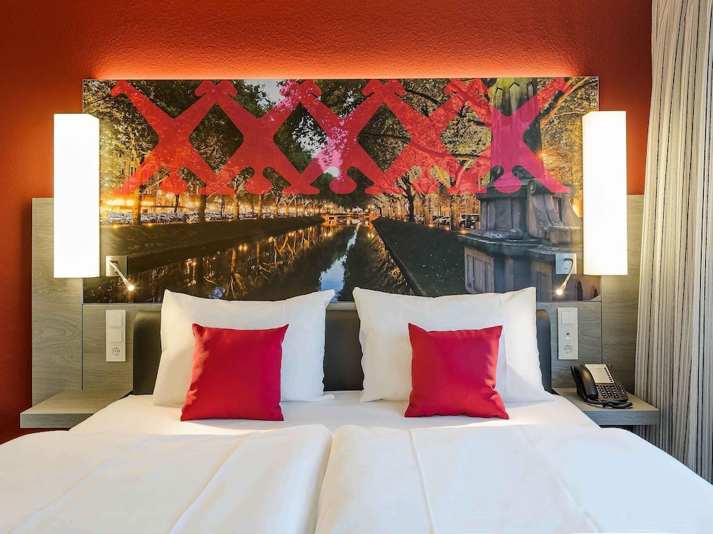 Habitación estándar doble, 1 cama doble del hotel Mercure Duesseldorf Zentrum. Foto 2