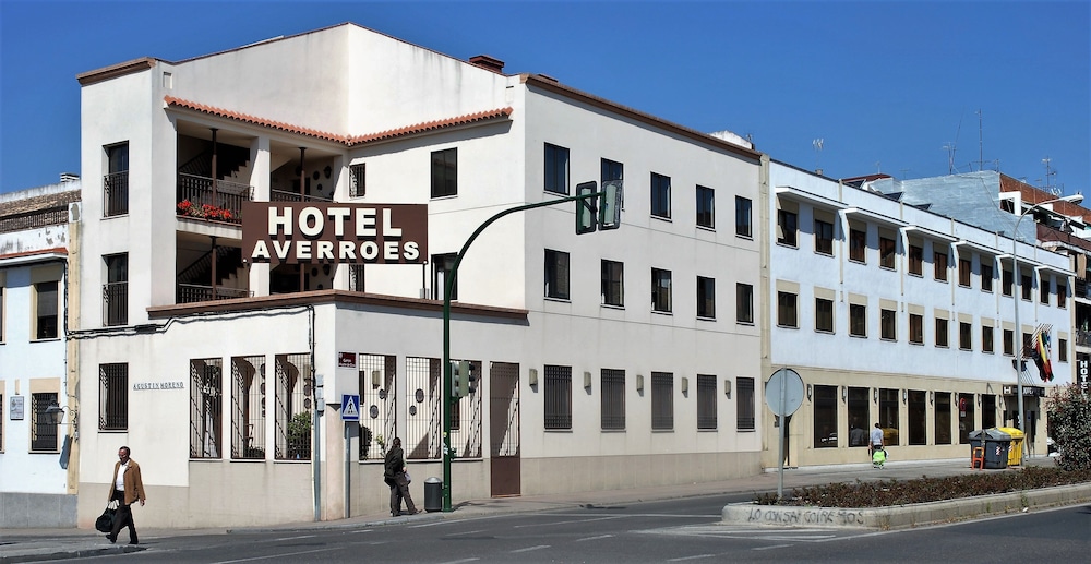 Habitación doble (2 adults+ 1 child,2 - 12 years old) del hotel Averroes. Foto 4