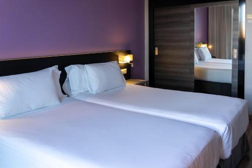 Habitación Doble Superior - 2 camas del hotel Sercotel Córdoba Medina Azahara. Foto 1