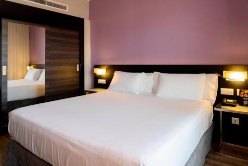 Habitación Doble del hotel Sercotel Córdoba Medina Azahara. Foto 1