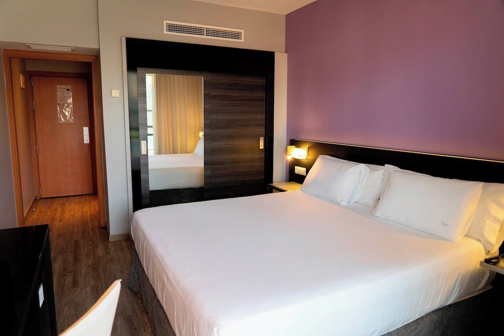 Habitación doble superior del hotel Sercotel Córdoba Medina Azahara