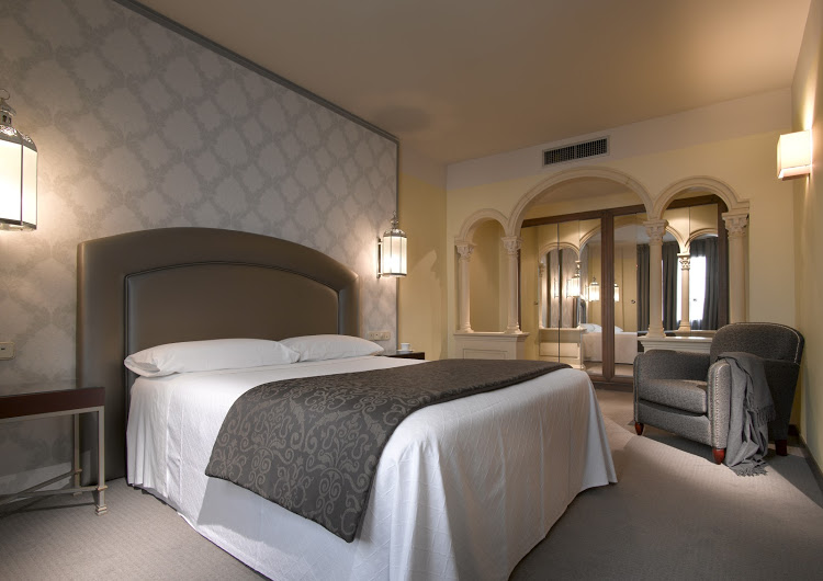 Junior suite del hotel Maciá Alfaros