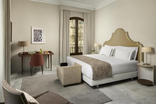 Suite Junior con cama supletoria del hotel NH Collection Palacio de Córdoba