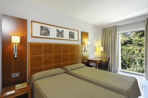 Habitación doble 2 camas del hotel Exe Las Adelfas