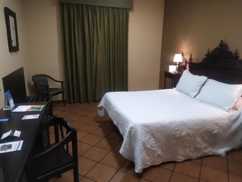 Habitación Doble del hotel Los Bronces. Foto 1