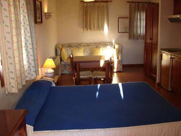 Estudio del hotel Villa de Priego de Córdoba. Foto 1