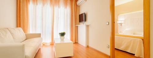 Habitación Familiar del hotel Beverly Park. Foto 1