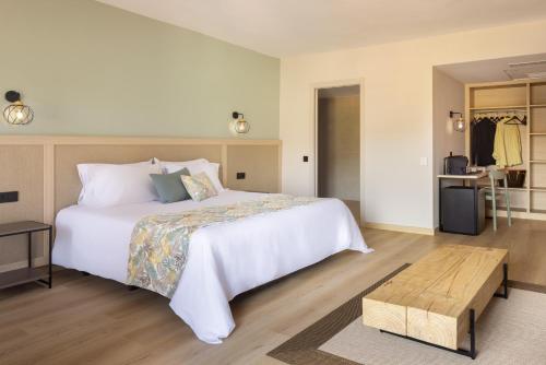 Suite Junior del hotel Htop Jadhe. Foto 4