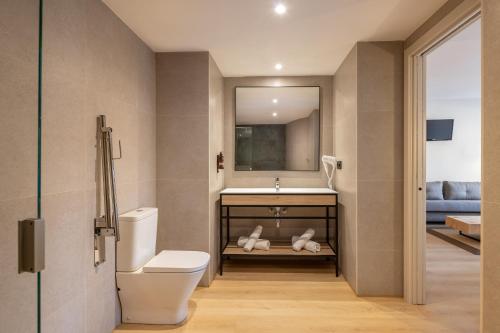 Suite Junior del hotel Htop Jadhe. Foto 6