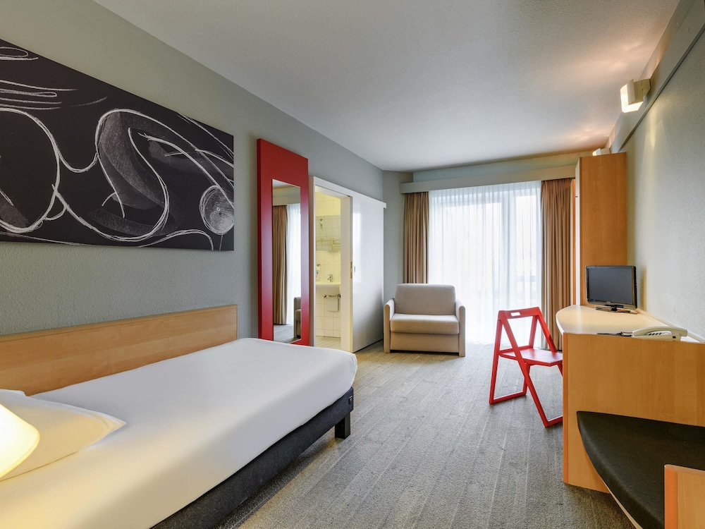 Habitación estándar, 1 cama doble, accesible para personas con discapacidad del hotel Ibis Luebeck