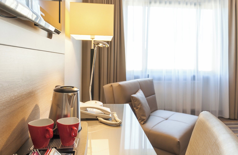 Habitación Superior del hotel Leonardo Munich City North. Foto 13
