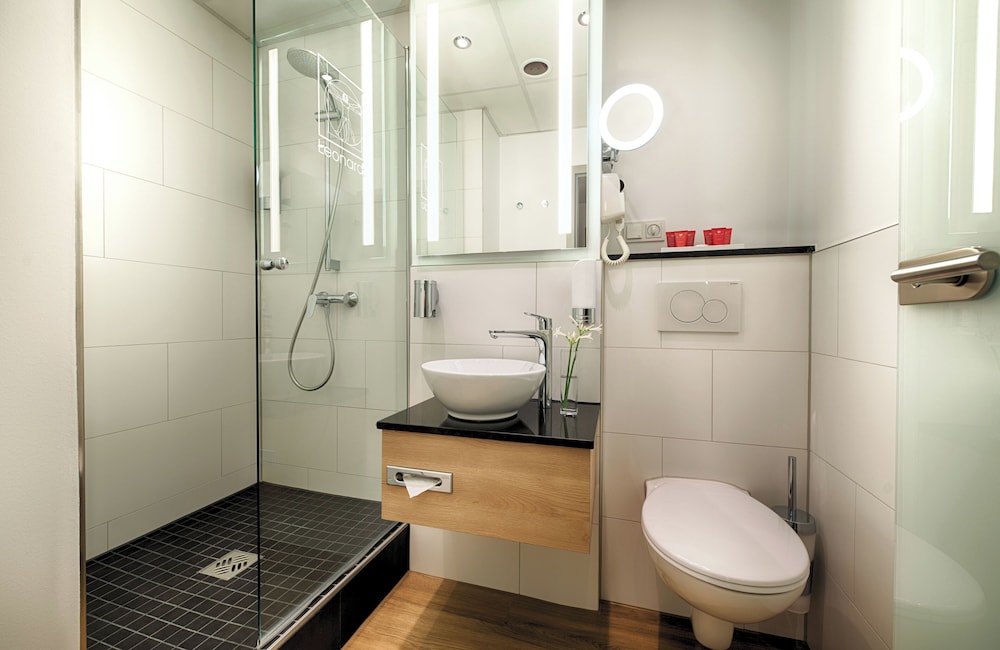 Habitación Superior del hotel Leonardo Munich City North. Foto 15