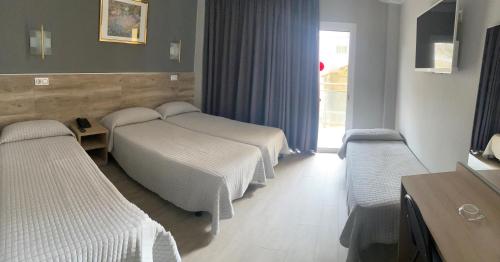 Habitación Cuádruple del hotel Reymar. Foto 2