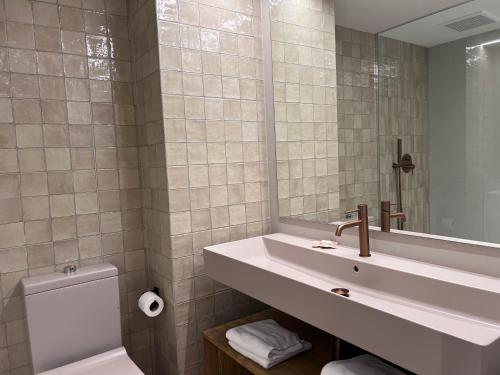 Habitación Familiar Estándar del hotel ALEGRIA El Mar. Foto 5