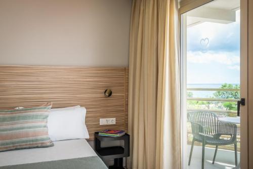 Junior suite Vista Mar Superior Sofá Cama incluido 1 Cama doble Normal del hotel ALEGRIA El Mar. Foto 18