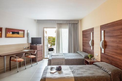 Habitación Cuádruple Premium del hotel Aqua Aquamarina