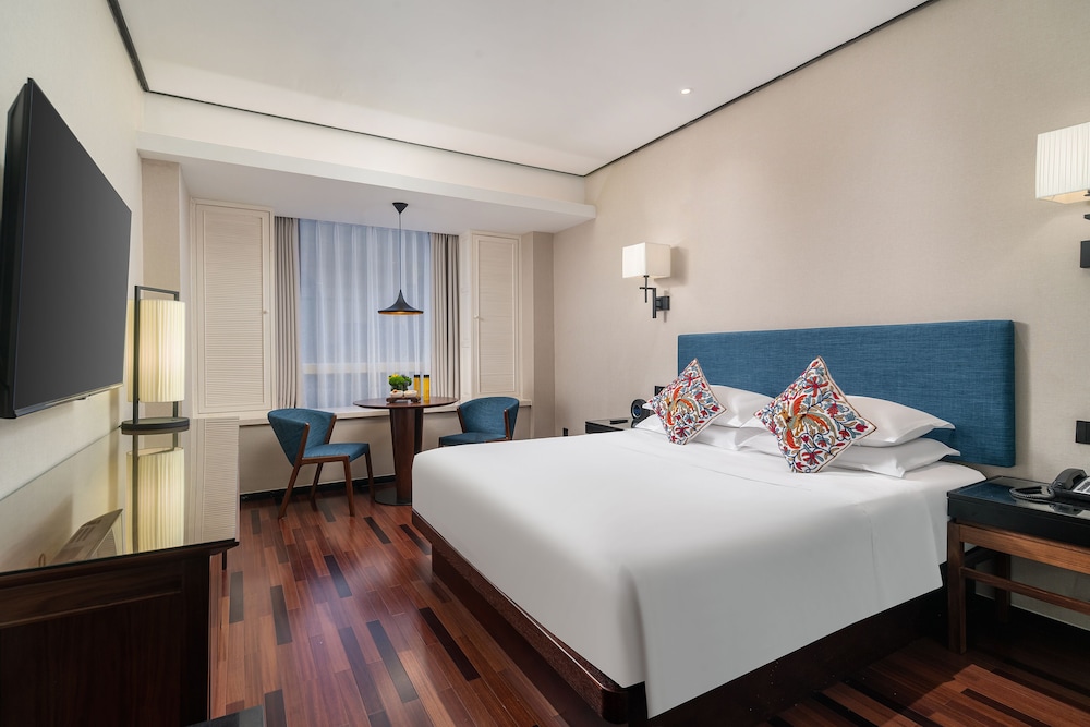 Habitación Deluxe, 1 cama de matrimonio grande del hotel Ssaw Boutique Shanghai Bund. Foto 1