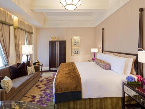 Fairmont Gold King Room - First Round Minibar Soft Drink+Afternoon Tea+Dinner del hotel Fairmont Peace
