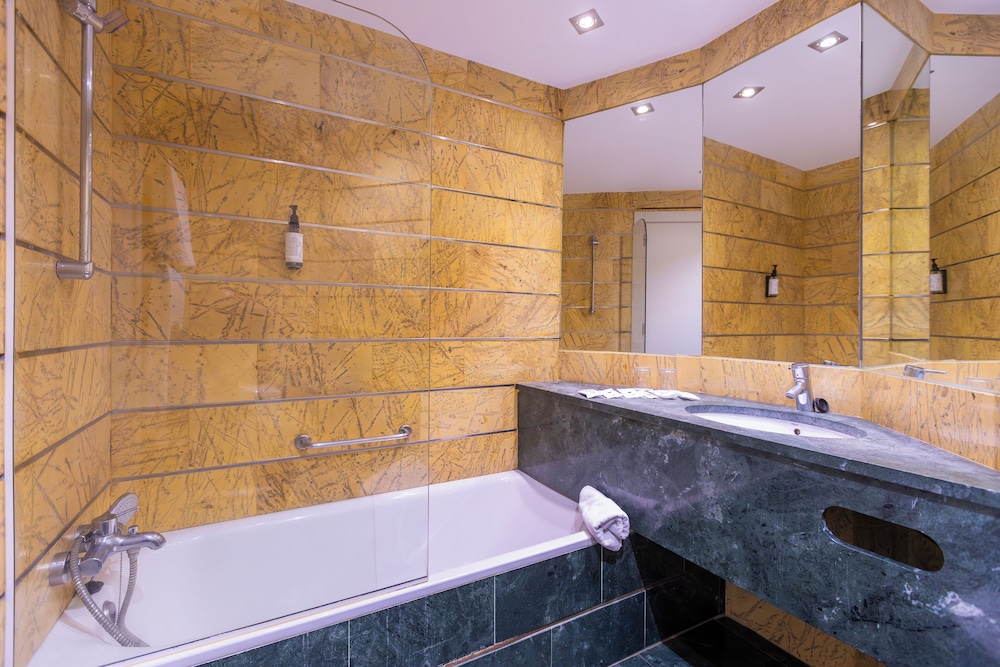 Habitación con 1 cama doble o 2 individuales, vistas al mar del hotel Moon Dreams Portomagno. Foto 6