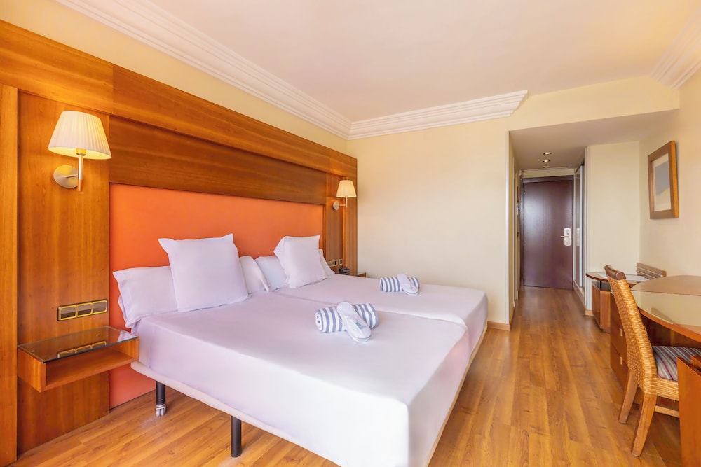 Habitación con 1 cama doble o 2 individuales del hotel Moon Dreams Portomagno