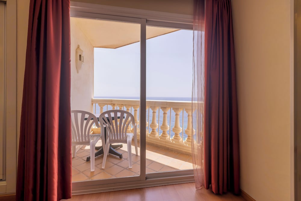 Suite junior, vistas al mar del hotel Moon Dreams Portomagno. Foto 4