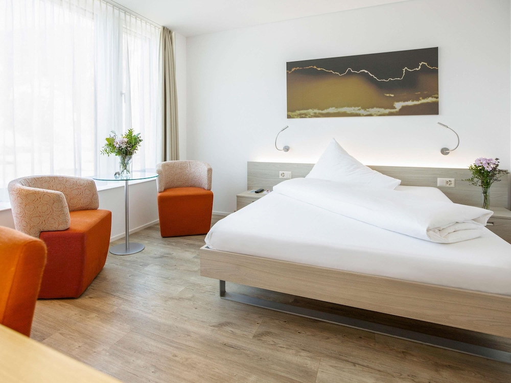Habitación Comfort con 1 cama doble, vistas a la montaña del hotel Mercure Chur City West