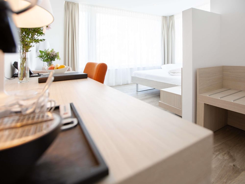 Habitación Superior Esquina con 1 cama doble del hotel Mercure Chur City West. Foto 3