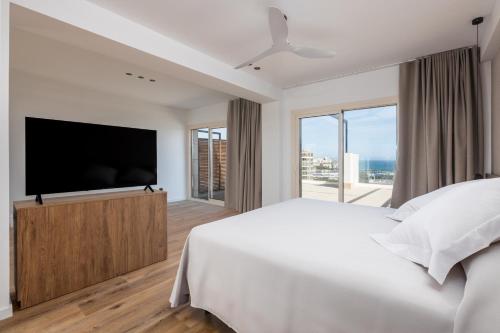 Suite Junior del hotel Ohtels Gran Hotel Almeria. Foto 5