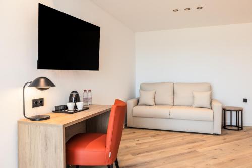 Suite Junior del hotel Ohtels Gran Hotel Almeria. Foto 8