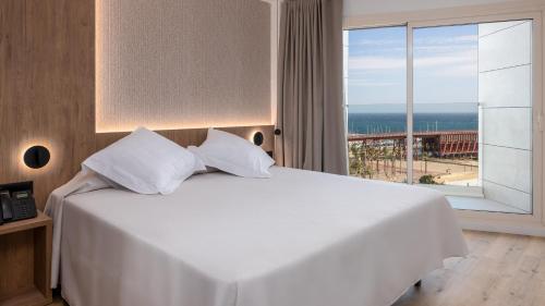 Junior suite Superior Sofá Cama incluido 1 Cama doble del hotel Ohtels Gran Hotel Almeria