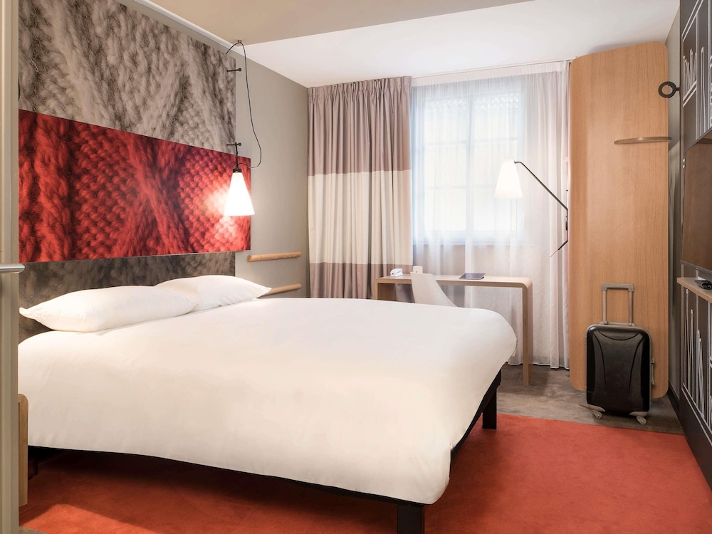 Habitación con cama doble de 160 x 200 cm del hotel Ibis Geneve Centre Gare. Foto 3