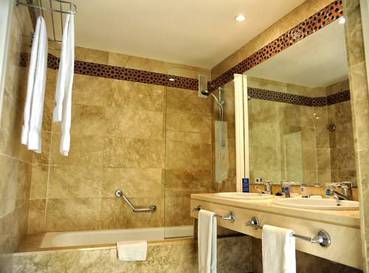 Habitación doble del hotel AR Almerimar. Foto 1