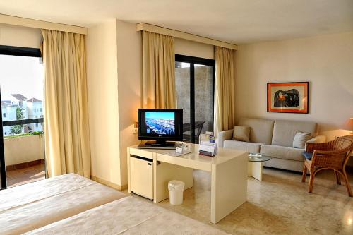 Habitación Doble Superior - 1 o 2 camas del hotel AR Almerimar. Foto 3