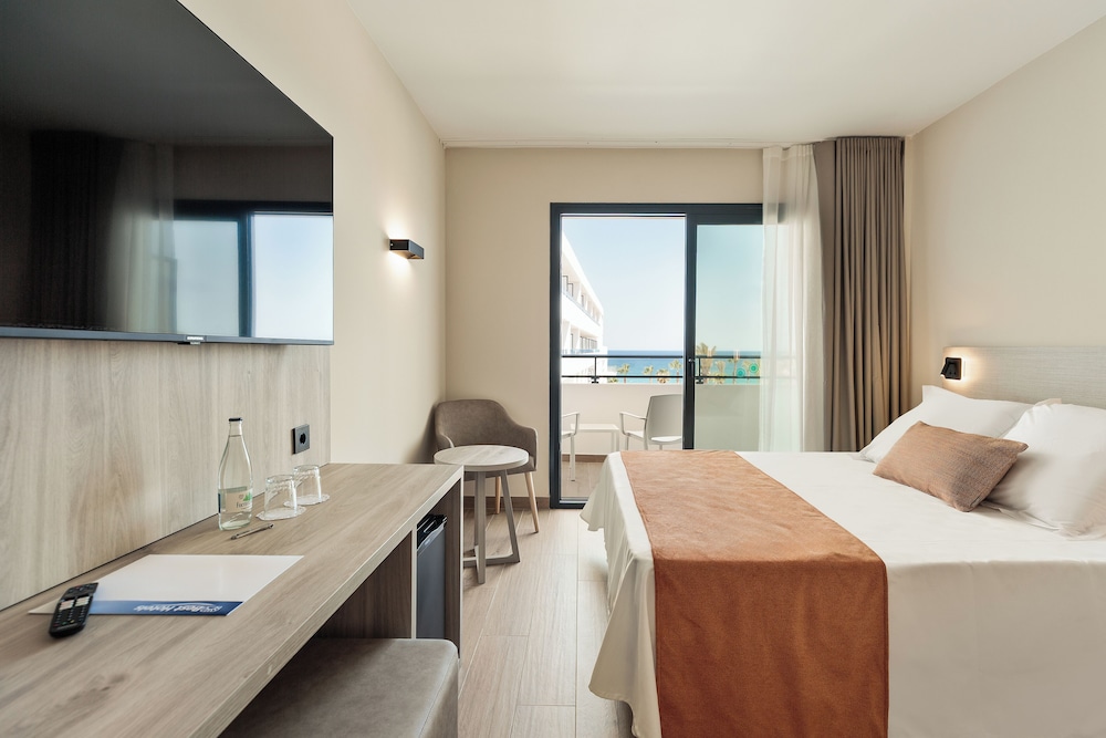 Habitación Doble con vistas al mar del hotel Best Oasis Tropical. Foto 9