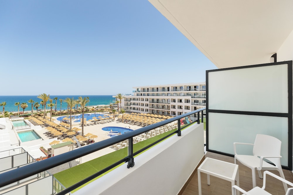 Habitación Doble con vistas al mar del hotel Best Oasis Tropical. Foto 36