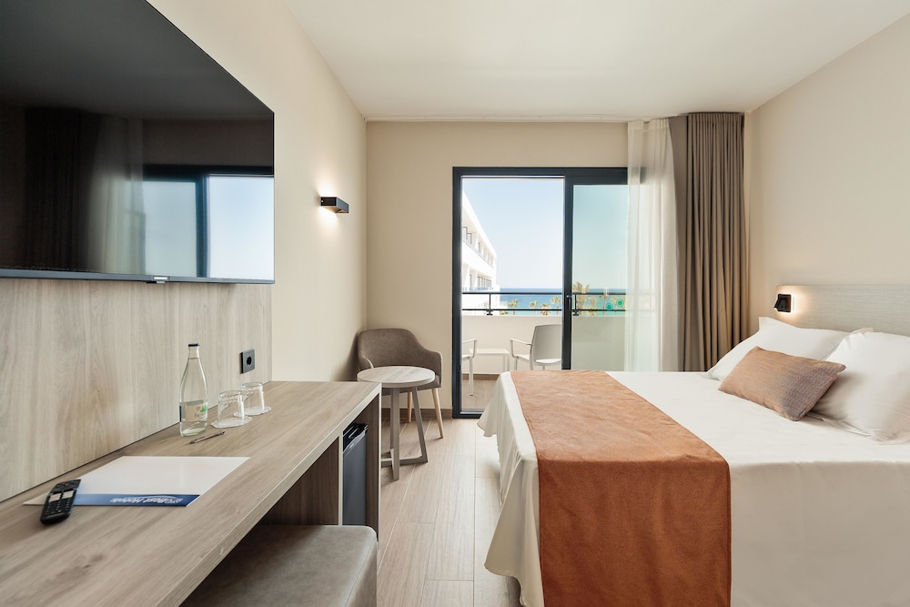 Habitación Doble con vistas al mar del hotel Best Oasis Tropical. Foto 22