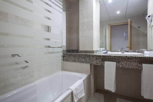 Habitación doble 2 camas del hotel Best Oasis Tropical. Foto 3