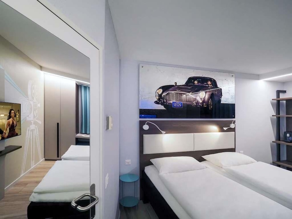 Habitaciones de cine - 2 camas individuales del hotel Ibis Locarno. Foto 2