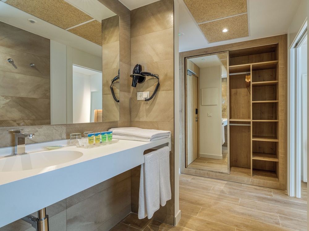 Suite, terraza, vistas al mar (Lúdica) del hotel Playamojácar. Foto 6