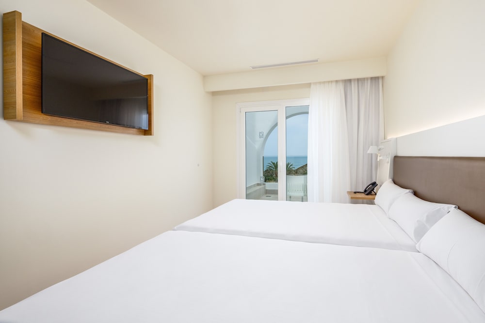 Habitación doble, terraza, vistas al mar del hotel Playamojácar