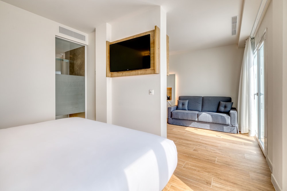 Habitación doble, terraza, vistas al mar (with living room) del hotel Playamojácar. Foto 3