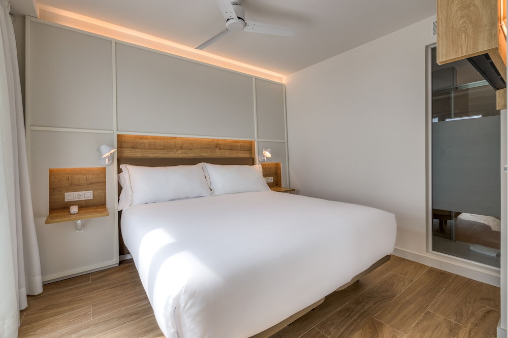 Habitación doble, terraza, vistas al mar (with living room) del hotel Playamojácar. Foto 5