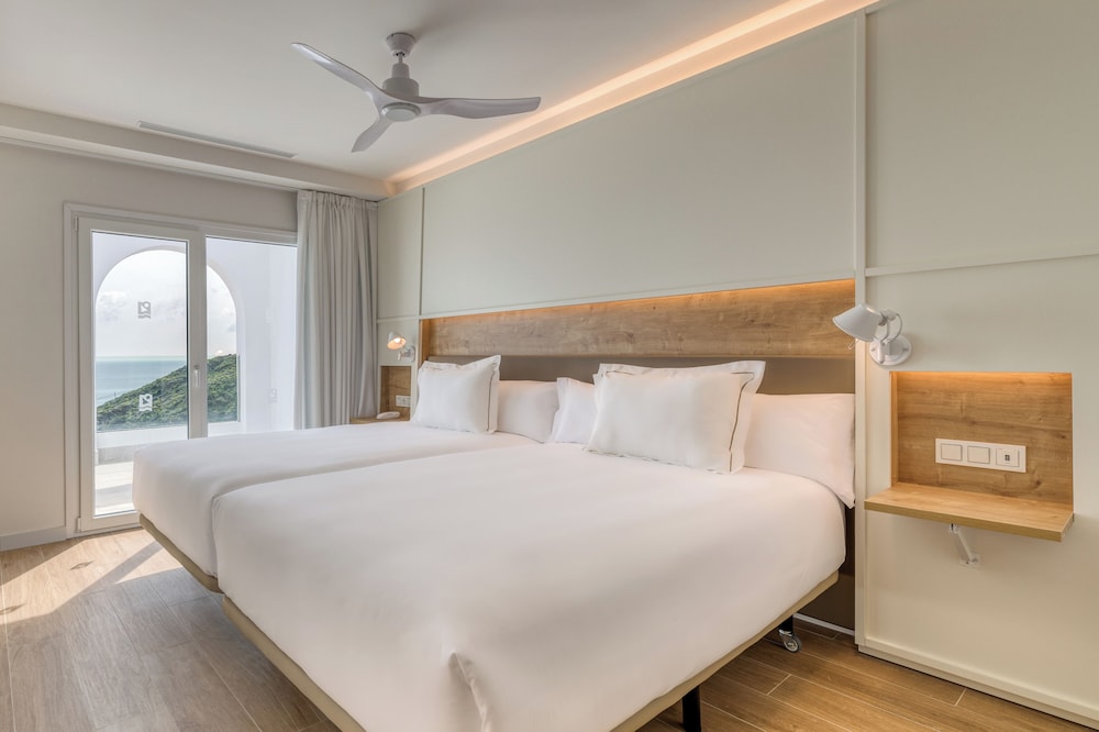 Habitación doble, terraza, vistas al mar (with living room) del hotel Playamojácar. Foto 7