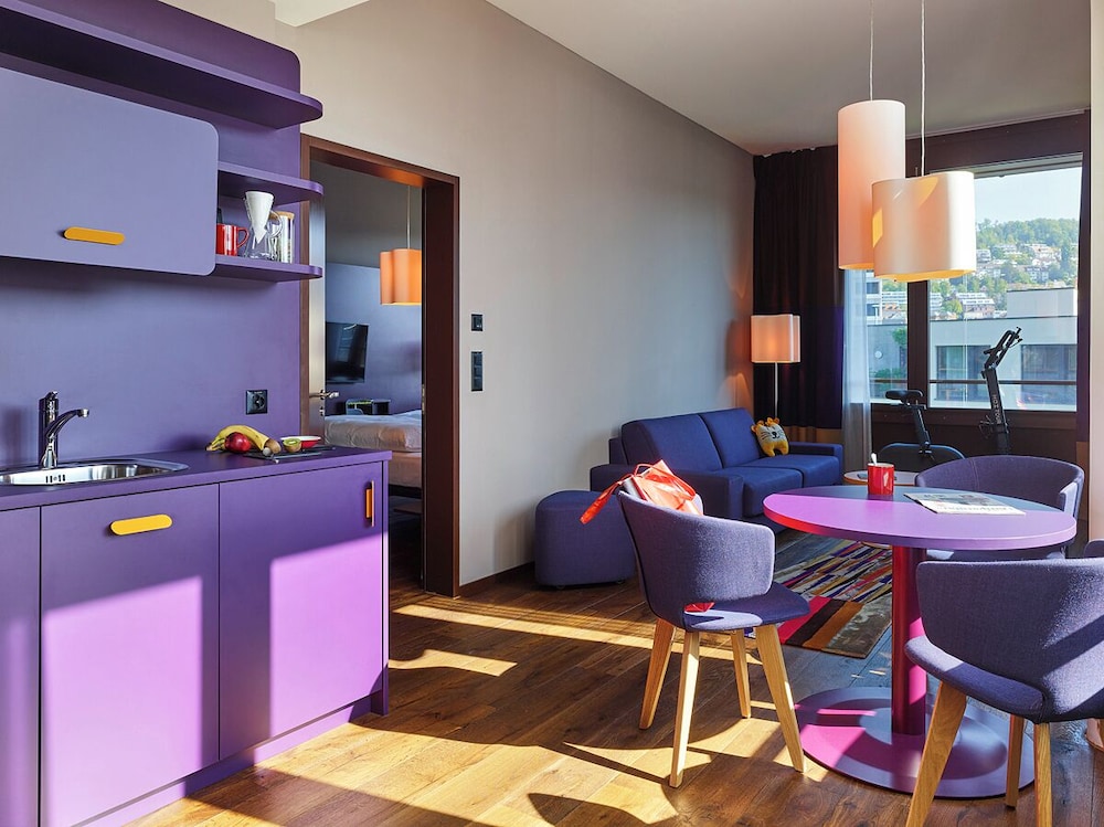 Suite Vitalidad del hotel 25hours Zurich West. Foto 1