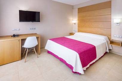 Habitación doble Vista Mar del hotel Mediterraneo Bay Hotel & Resort