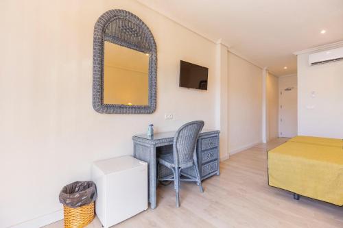 Habitación Cuádruple Estándar del hotel Bluesea Brisa Roquetas