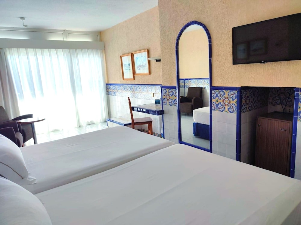 Habitación doble del hotel Playalinda Aquapark y SPA